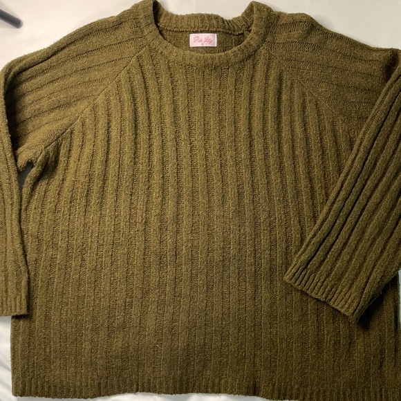 Pink Lily Sweater - Picture 2 of 3